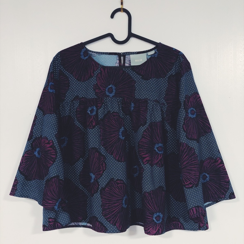 Quarter sleeve blouse with large flower print!!!